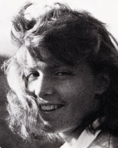 Senior portrait of Susan Simpson '87.